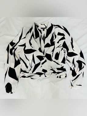 Express Black & White Abstract Wrap Blouse